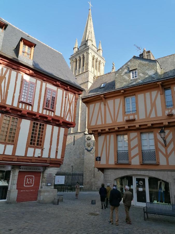 Vannes Au Calme Quartier Port Exteriör bild